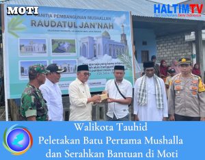 Walikota Tauhid Peletakan Batu Pertama dan Salurkan Bantuan Masyarakat Moti