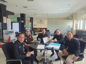 Badan Pemulihan Asset Lelang Ribuan Kubik Kayu Merbau