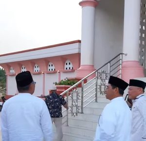 Bupati Ubaid Dampingi Wagub Kunjungi Masjid Agung Maba