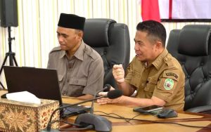Didampingi Asisten 1, Wabup Anjas Zoom Meeting Industri Baterai Kendaraan Listrik
