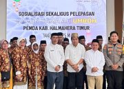 Wabup Anjas Melapas 43 Jamaah Umrah