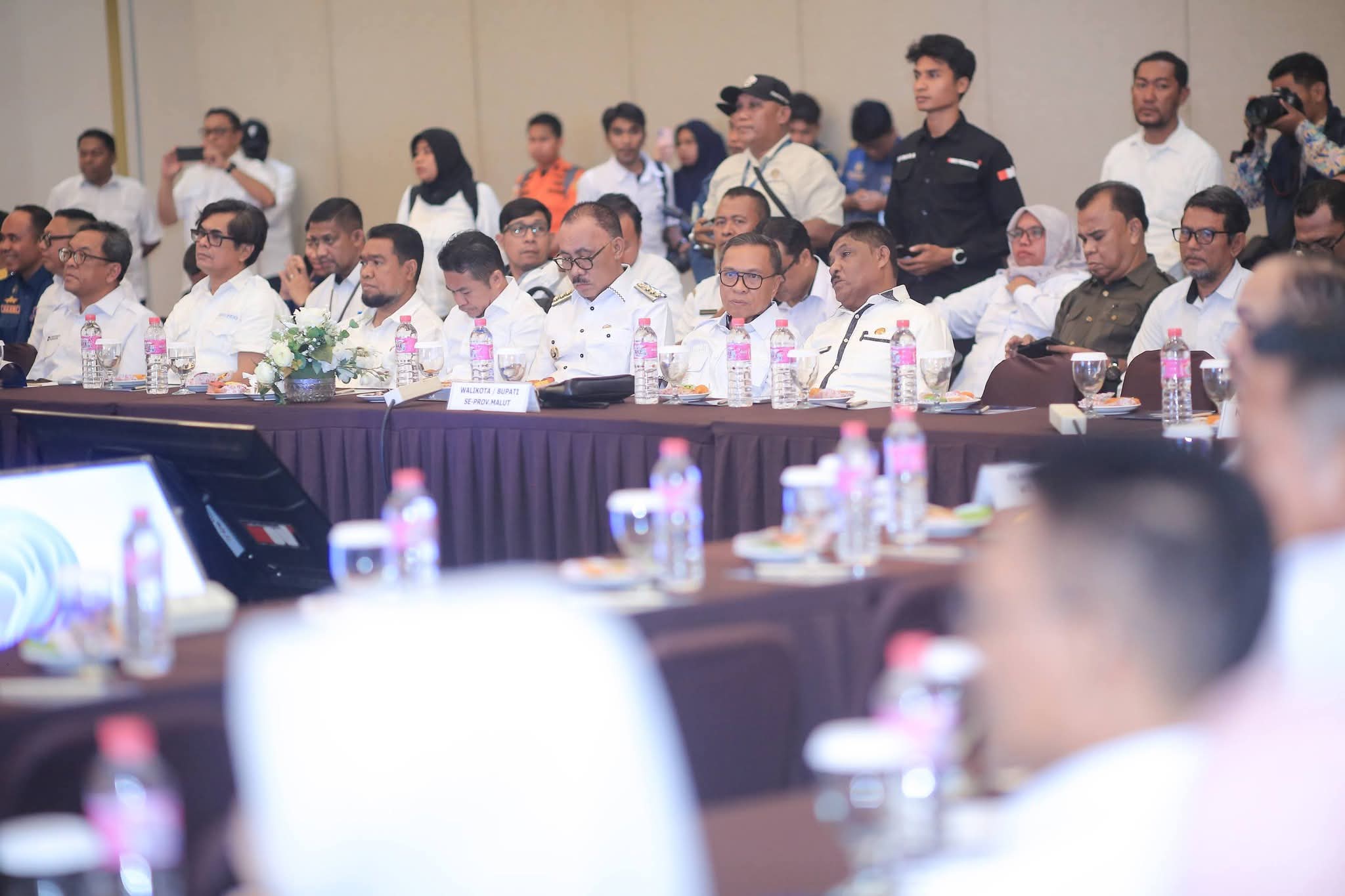 Mewakili Bupati, Wabub Anjas Hadiri Pertemuan dengan Komisi V DPR-RI di Ternate