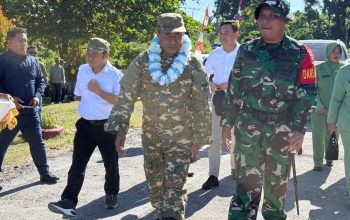 Pimpin Upacara TMMD, Bupati Ubaid Teken Hibah Pemda