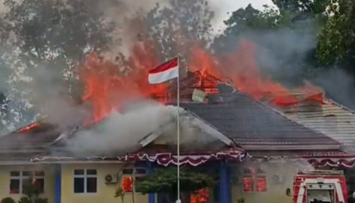 Kantor PUPR Haltim Terbakar, Kepala Dinas Bilang Teguran Beraat